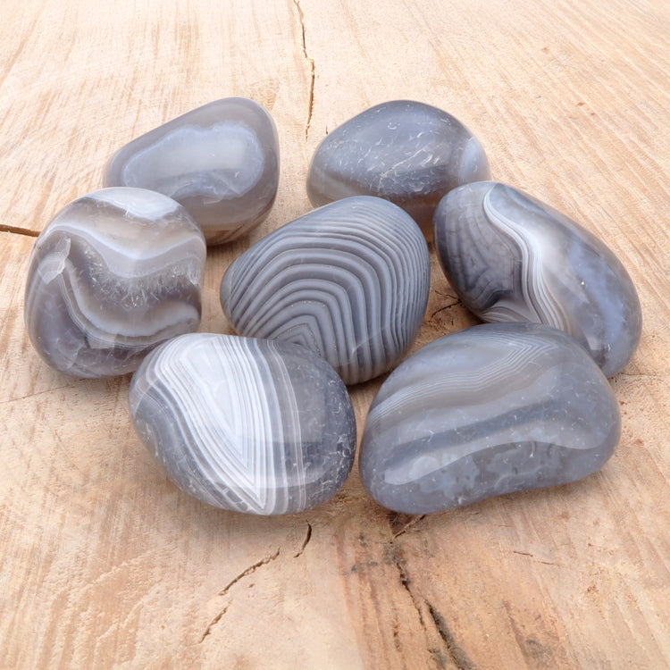 Agate (natural) tumbled stone