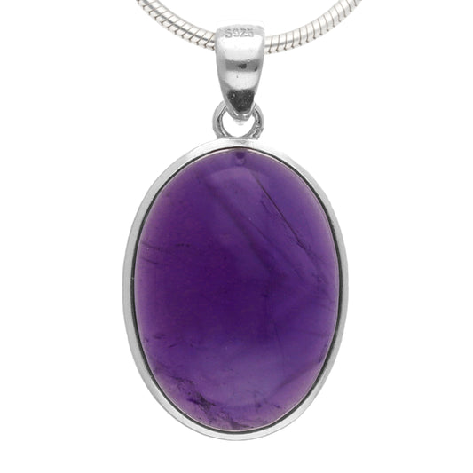 Amethyst pendant (oval) set in silver