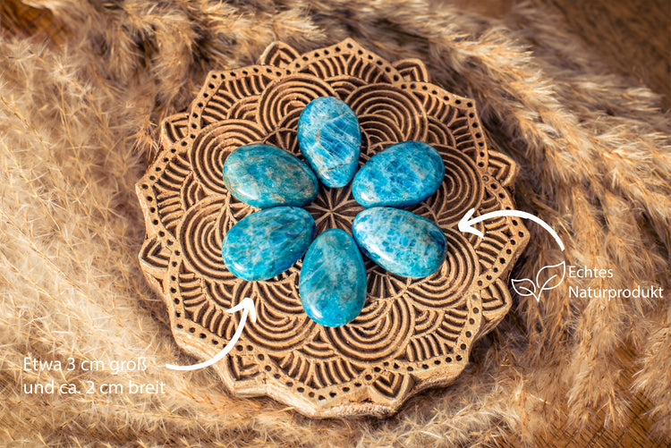 Apatite drop pendant