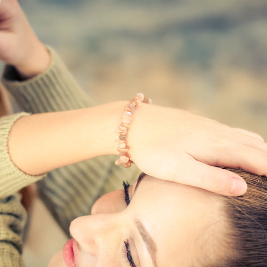 Moonstone chip bracelet