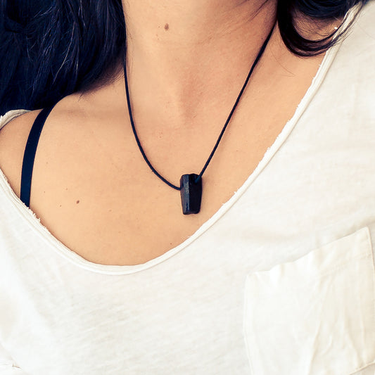 Turmalin, schwarz (Schörl) Rohsteinanhänger