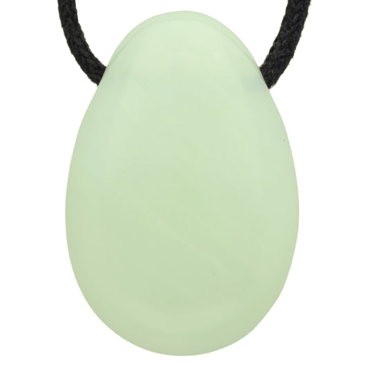 Chinese jade drop pendant
