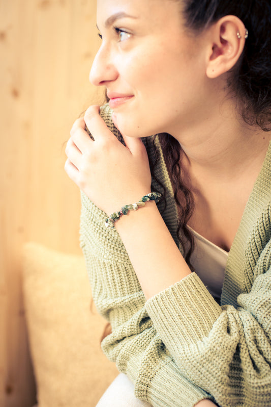 Heliotrope chip bracelet