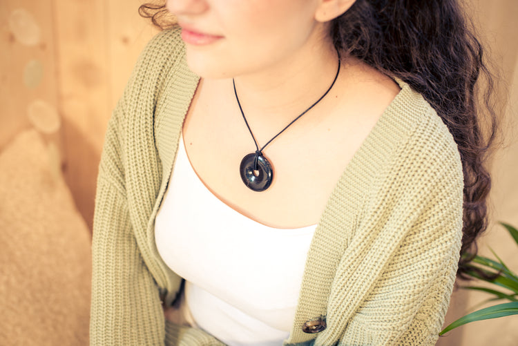 Tourmaline, black (Schörl) Donut | 40 mm pendant + cotton cord
