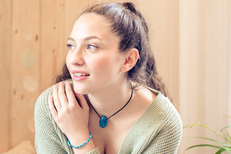 Apatite drop pendant