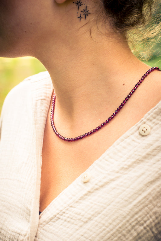 Granate spherical chain | Ø 4mm with silver closure | 45cm