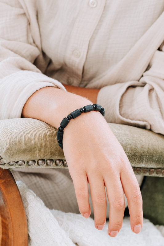 Crystal bracelet with ball element 19 cm | Tourmaline, black | 6 mm beads