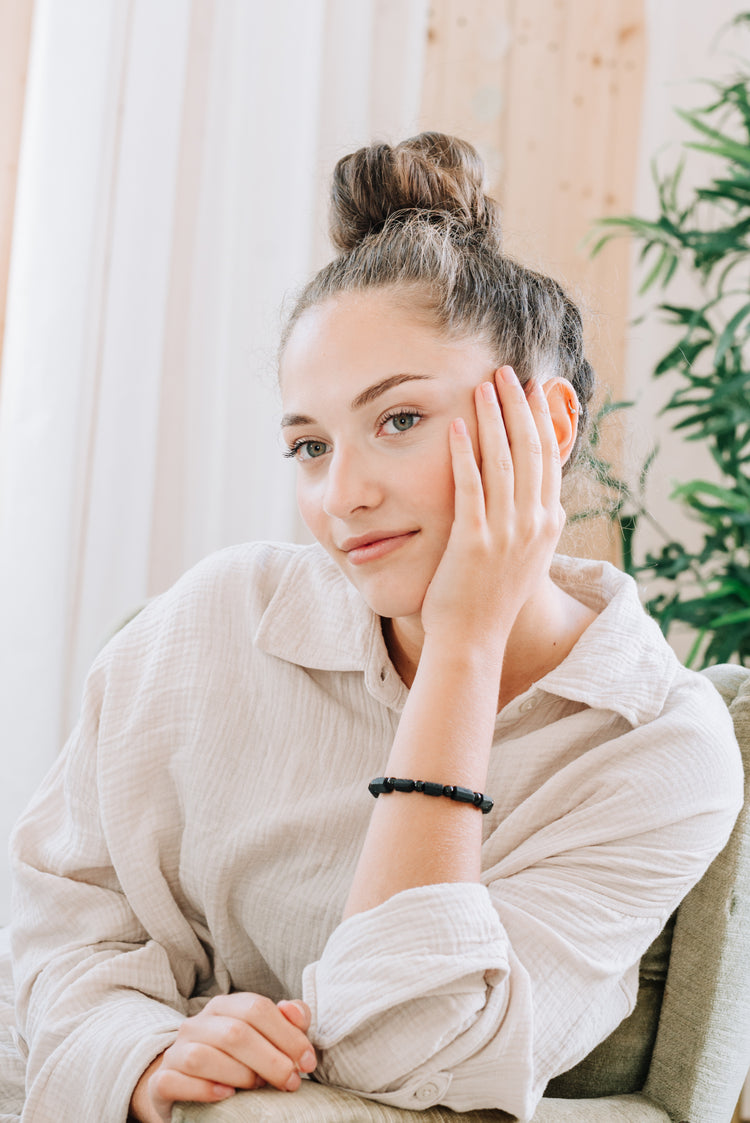 Crystal bracelet with ball element 19 cm | Tourmaline, black | 6 mm beads