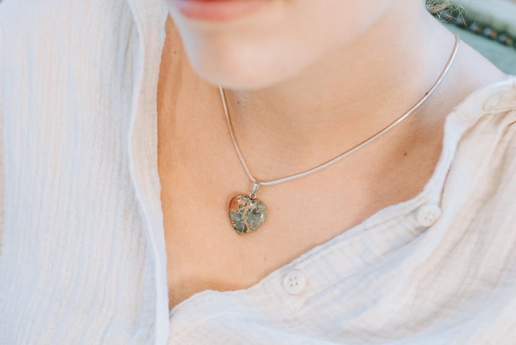 Unakite heart pendant | 2x2 cm