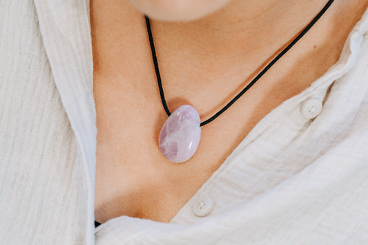 Kunzite drop pendant
