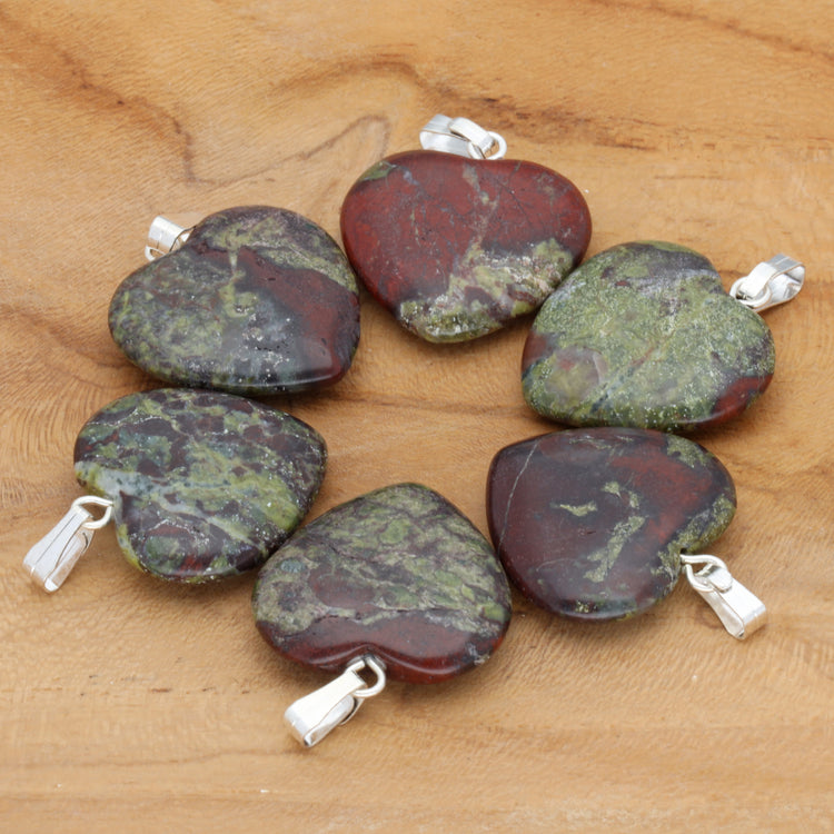 Amethyst heart pendant | 2x2 cm