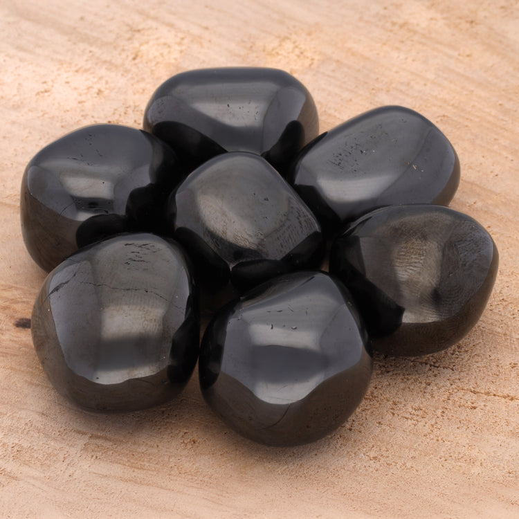Jet tumbled stone