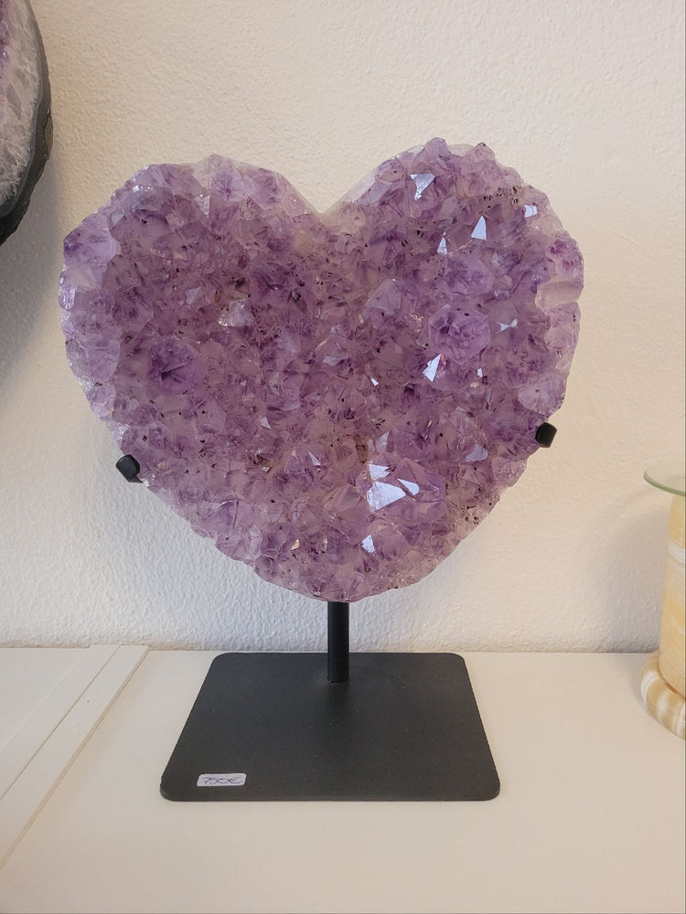 Amethyst druzy heart on metal stand