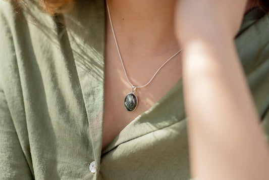 Seraphinite pendant (oval) set in silver