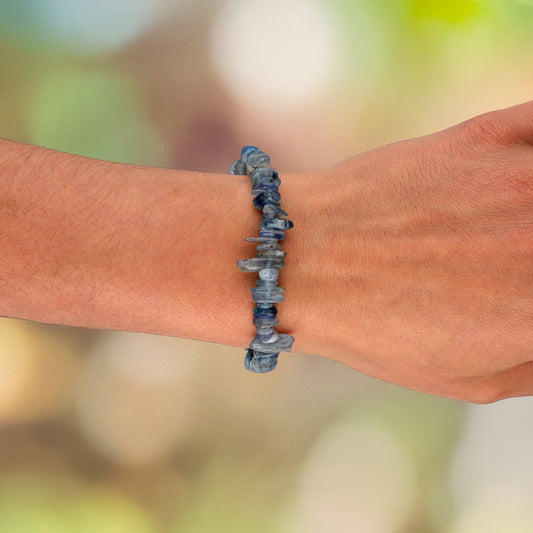 Kyanite/disthene sliver bracelet