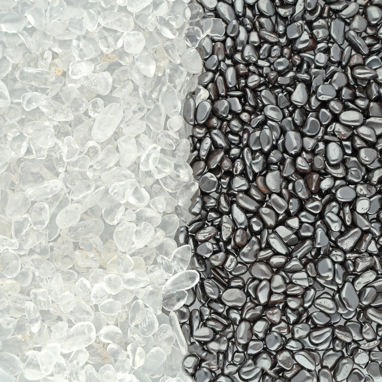 Charging stones rock crystal & discharging stones hematite | Mini tumbled stone chips