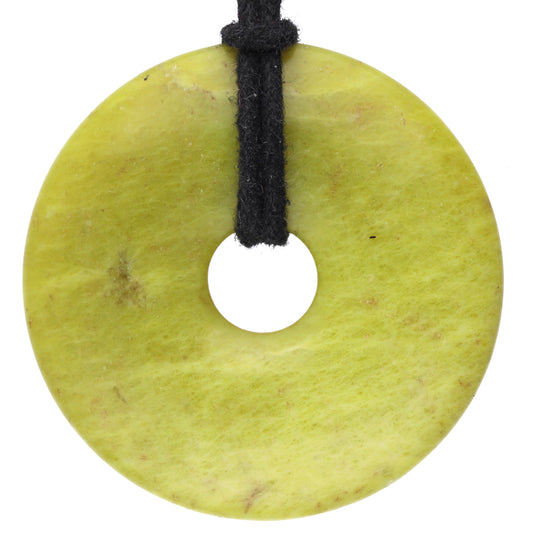 Lizardite Donut | 40 mm pendant + cotton cord