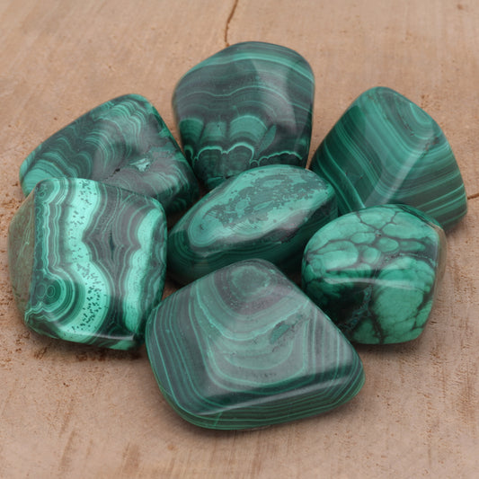 Malachite tumbled stone