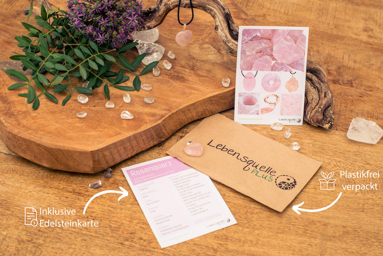 Rose quartz heart pendant | 2x2cm