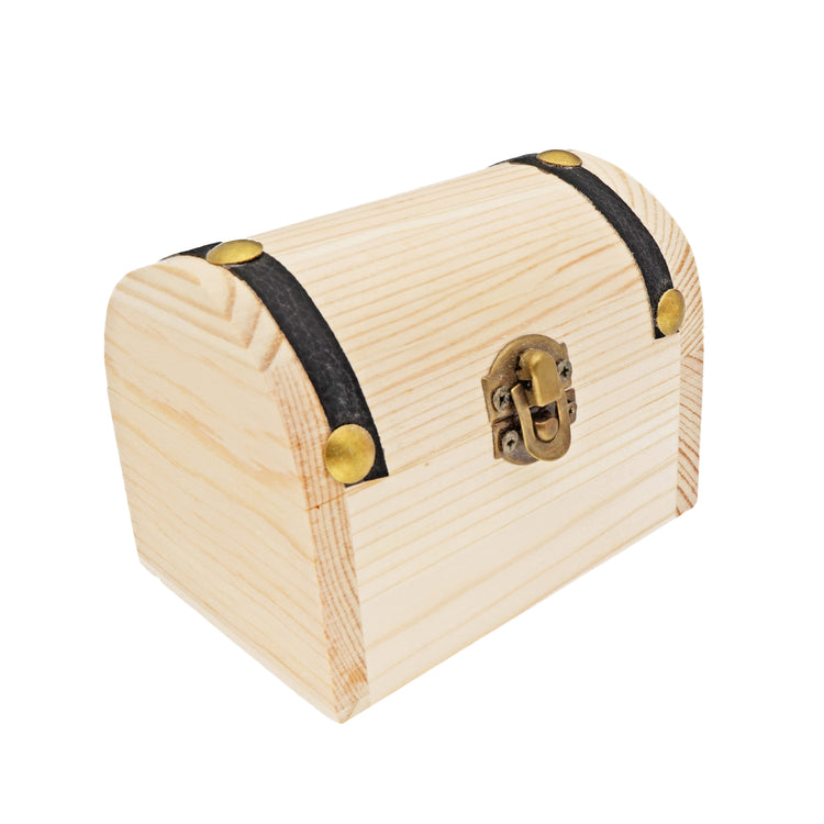 Set of 2 wooden treasure chests