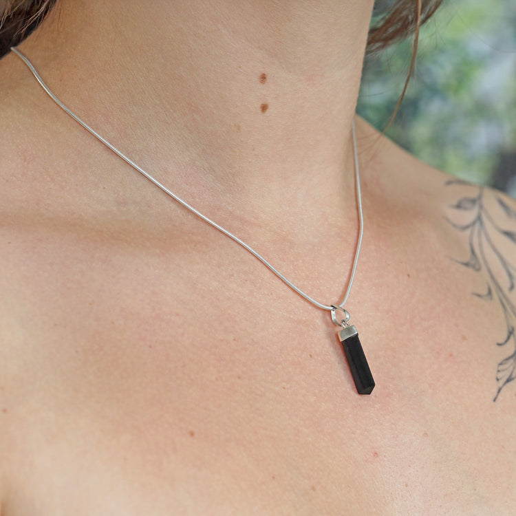 Tourmaline, black (schorl) polished tip | 2-3 cm