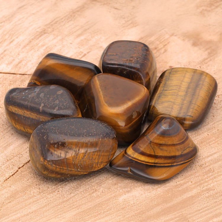 Tiger's eye tumbled stone
