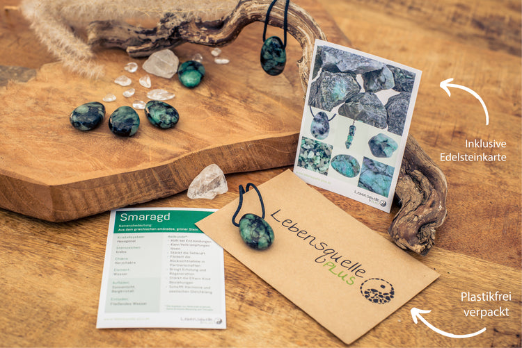 Emerald drop pendant