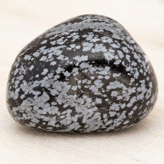 Schneeflocken-Obsidian Heilstein — Wirkung und Bedeutung