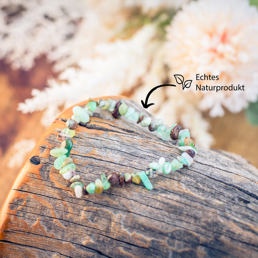 Chrysoprase chip bracelet
