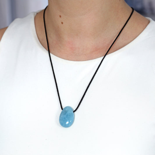 Aquamarine drop pendant