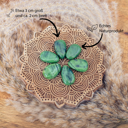 Jade (nephrite) drop pendant