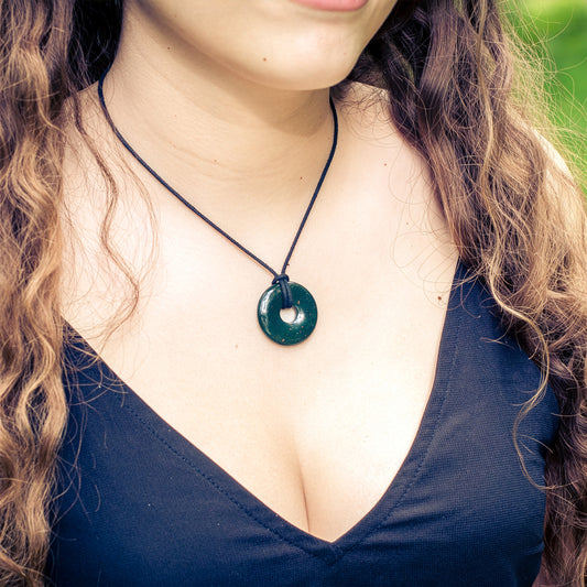 Heliotrope Donut Pendant | 30 mm Pendant + Cotton Cord