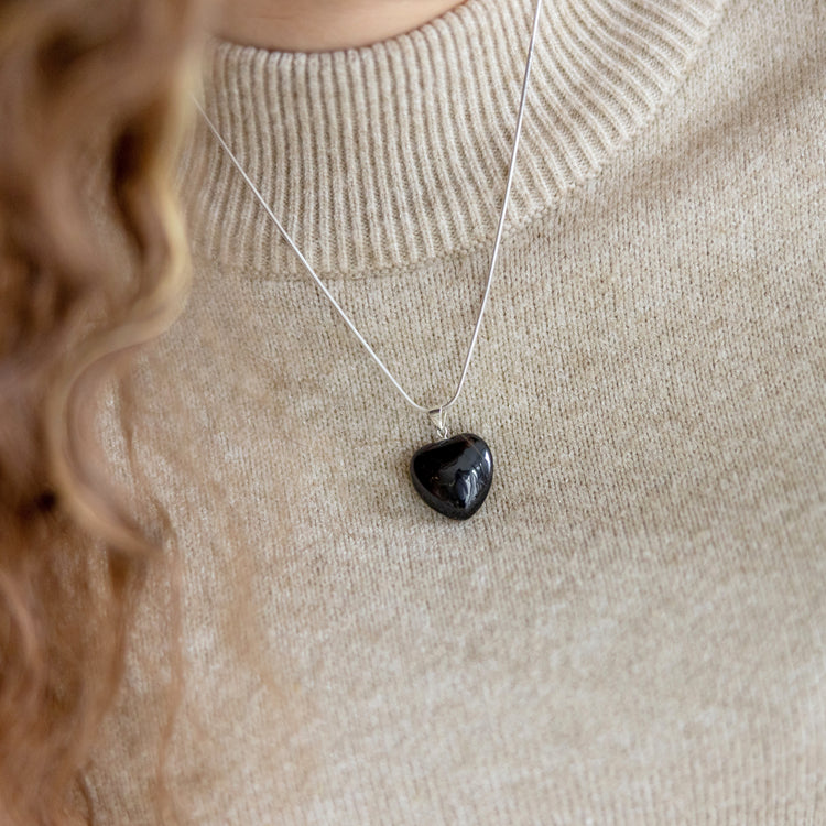 Tourmaline (Schörl) heart pendant | 2x2cm