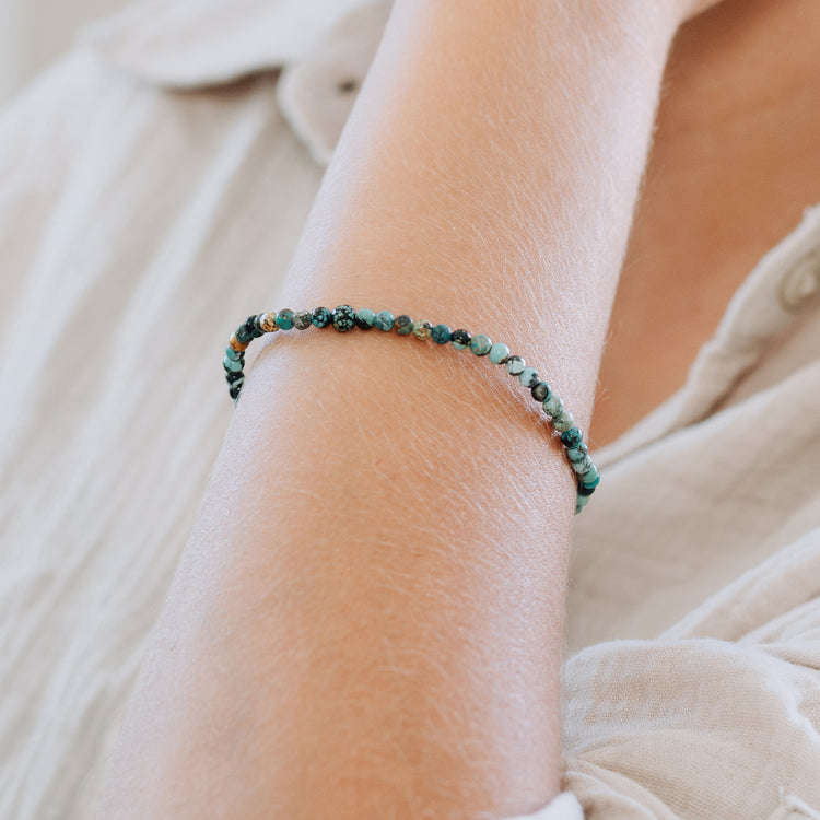 Natural turquoise mini bead bracelet | 4 mm