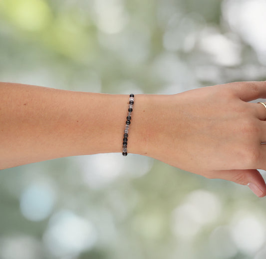 Tourmaline quartz mini bead bracelet | 4 mm 