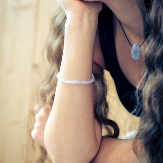 Chalcedony, blue mini bead bracelet | 4 mm