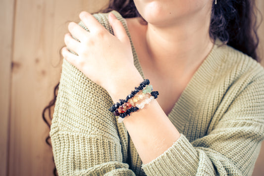 Chakra chip bracelet