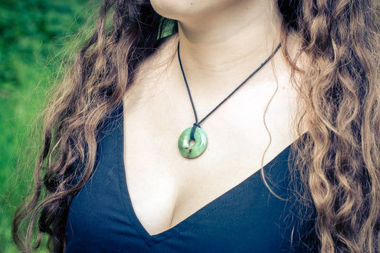 Chrysoprase Donut | 30 mm Pendant