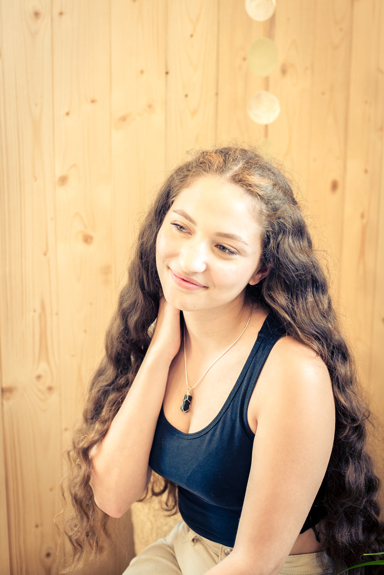 Tourmaline, black (Schorl) set rough stone pendant
