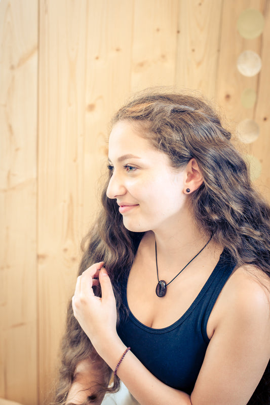 Garnet stud earrings 6 mm | 925 silver