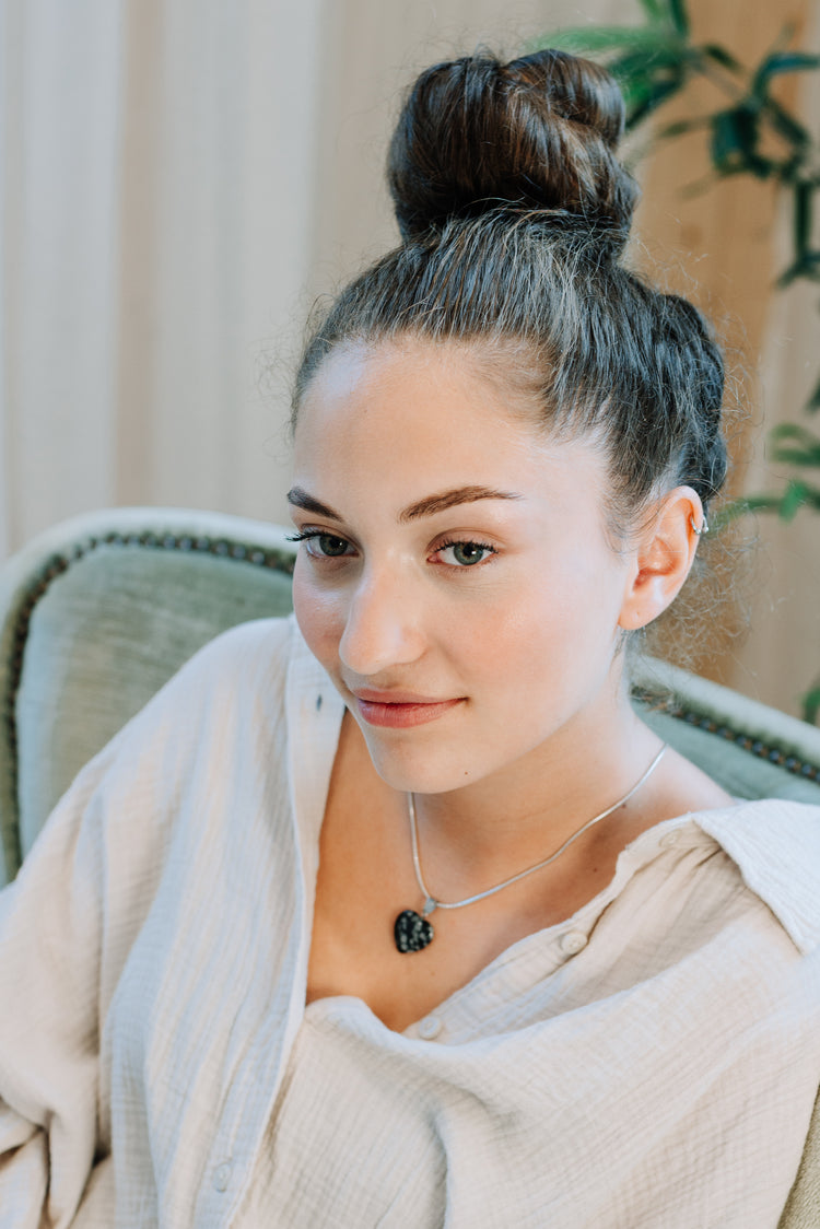 Snowflake obsidian heart pendant | 2x2 cm