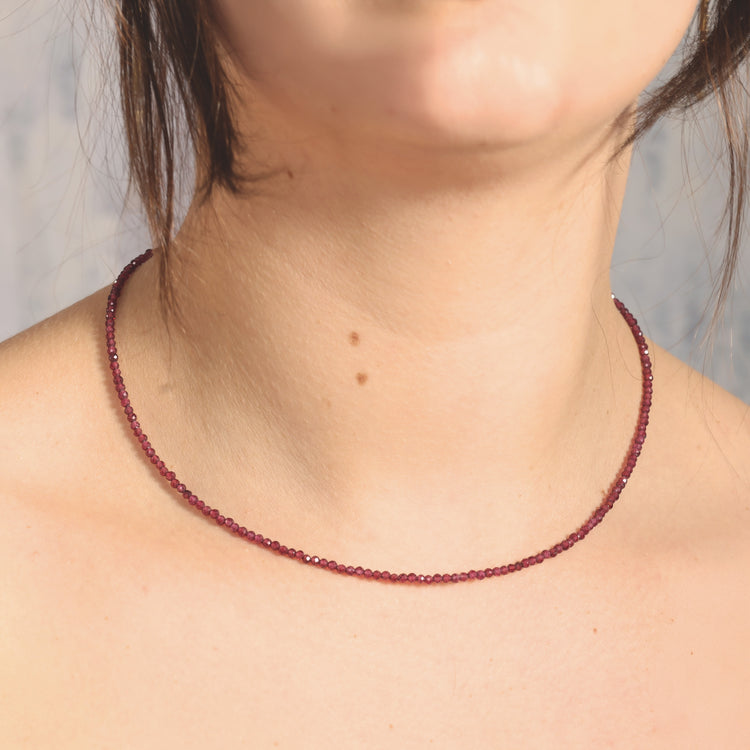 Granat Perlenkette facettiert | 45 cm + Verschluss