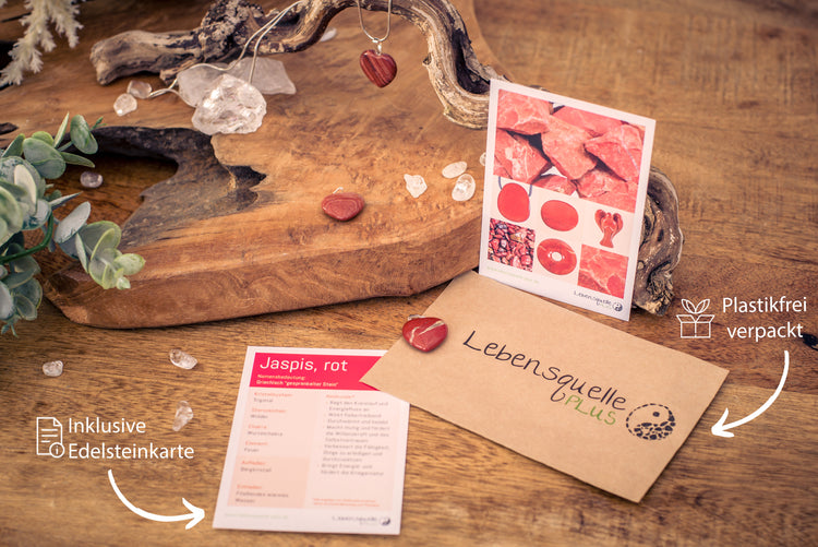 Jasper, red heart pendant | 2x2 cm