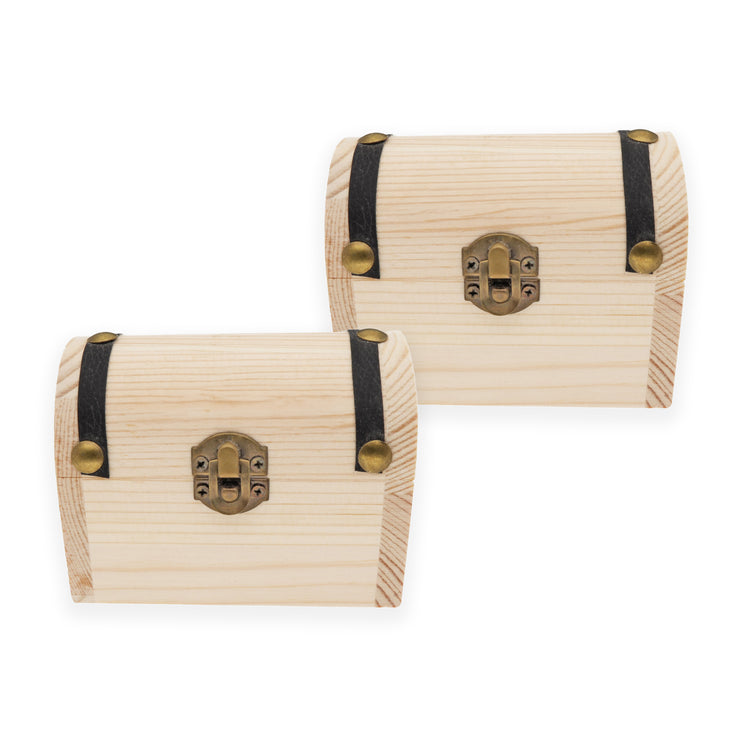 Set of 2 wooden treasure chests