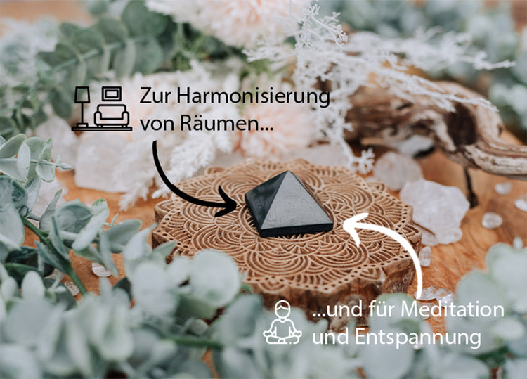 Shungite pyramid 3x3 cm