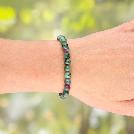 Zoisite with ruby ​​bead bracelet | 6 mm