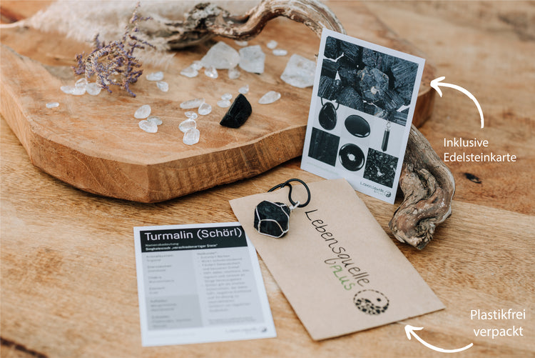 Tourmaline, black (Schorl) set rough stone pendant